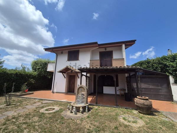 casa indipendente in vendita a Grottaferrata