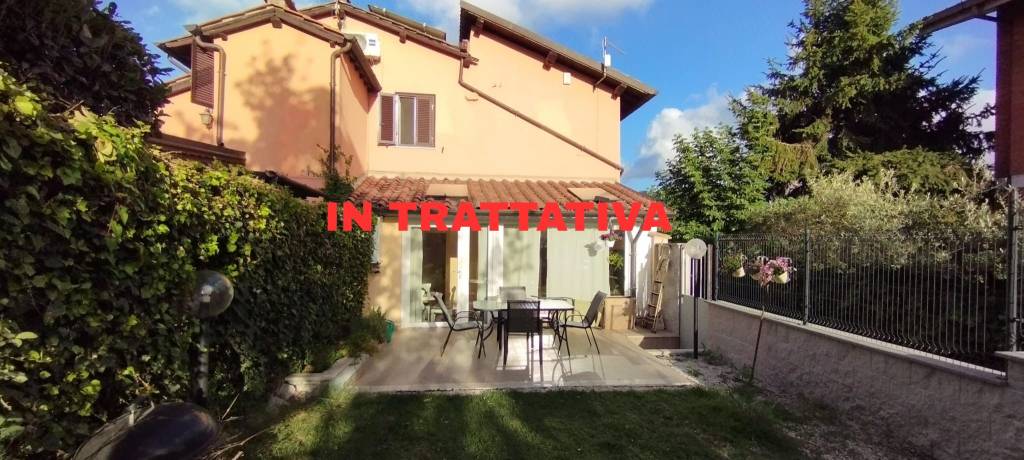 casa indipendente in vendita a Grottaferrata