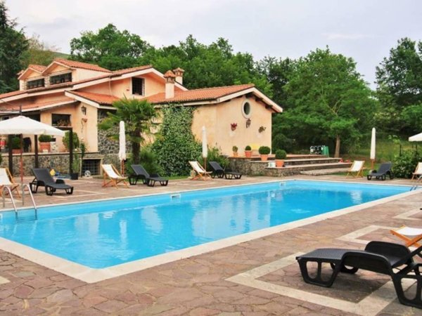 casa indipendente in vendita a Grottaferrata
