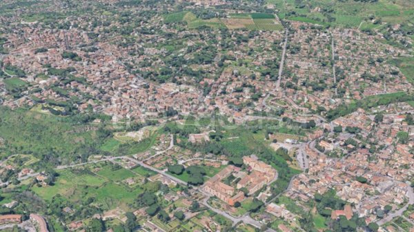 negozio in vendita a Grottaferrata