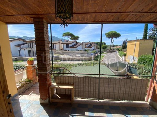 casa indipendente in vendita a Grottaferrata