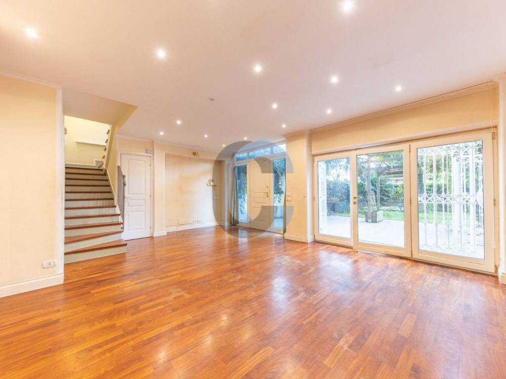 casa indipendente in vendita a Grottaferrata