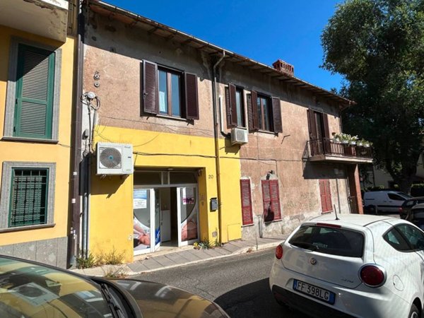 trivano in vendita a Grottaferrata