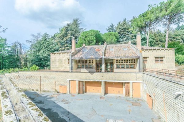 casa indipendente in vendita a Grottaferrata