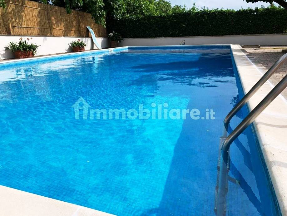 casa indipendente in vendita a Grottaferrata