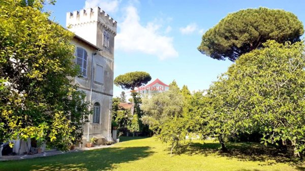 casa indipendente in vendita a Grottaferrata