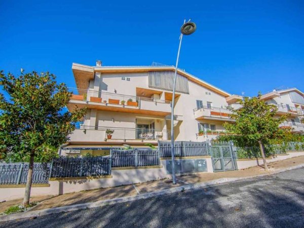 appartamento in vendita a Grottaferrata