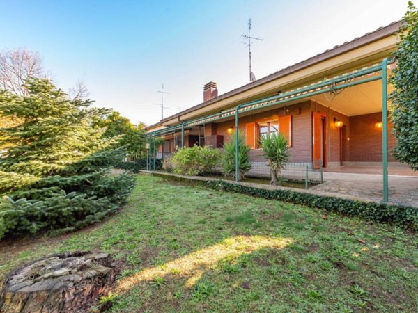 casa indipendente in vendita a Grottaferrata