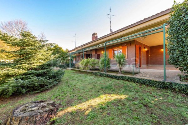 casa indipendente in vendita a Grottaferrata