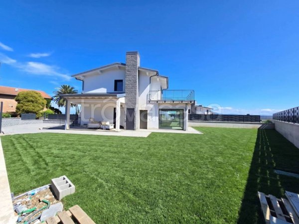 casa indipendente in vendita a Grottaferrata