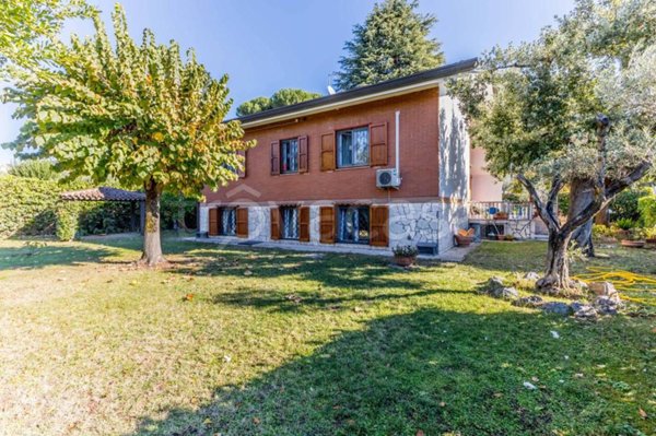 casa indipendente in vendita a Grottaferrata