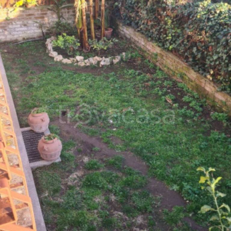 casa indipendente in vendita a Grottaferrata