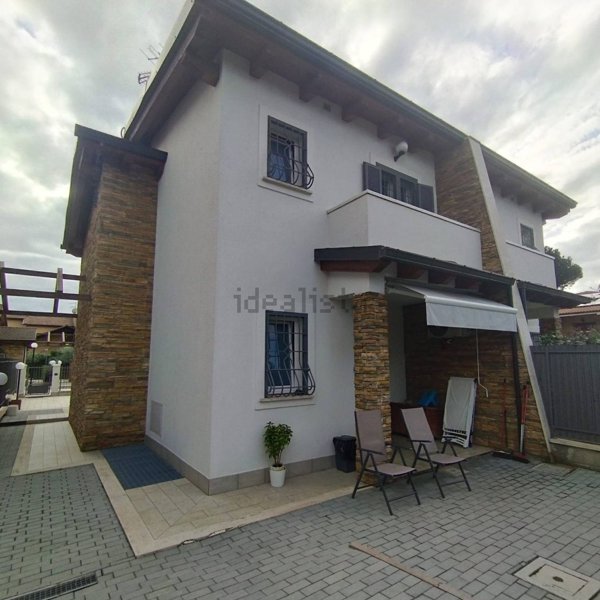 casa indipendente in vendita a Grottaferrata