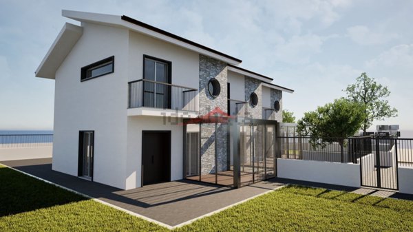 casa indipendente in vendita a Grottaferrata