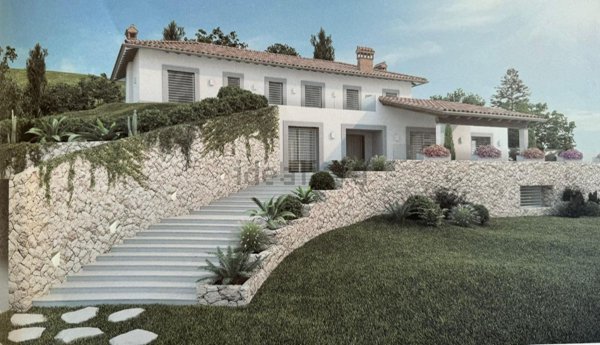 casa indipendente in vendita a Grottaferrata