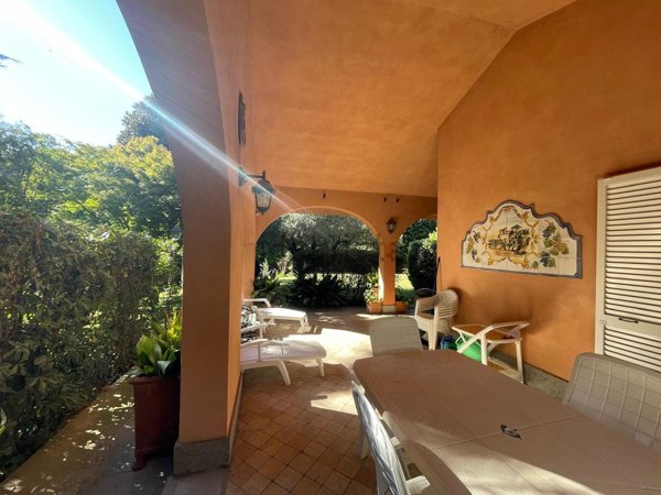 casa indipendente in vendita a Grottaferrata in zona Molara
