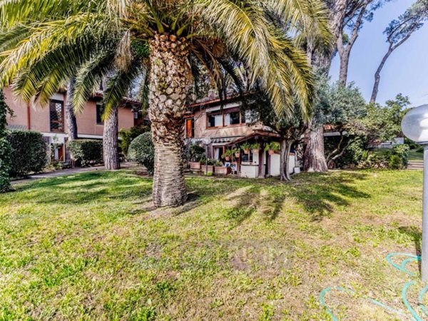 casa indipendente in vendita a Grottaferrata