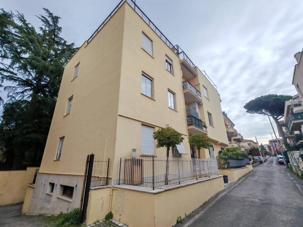 appartamento in vendita a Grottaferrata