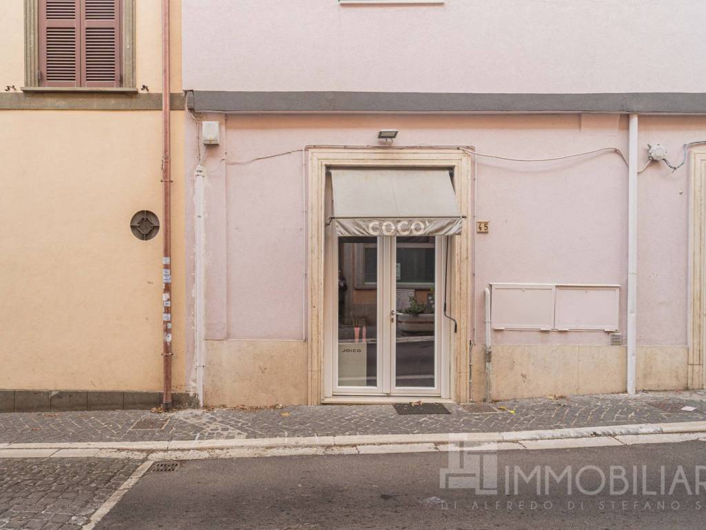 negozio in vendita a Grottaferrata