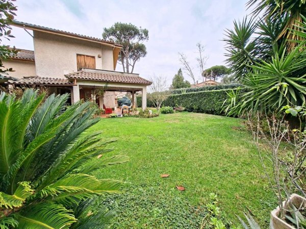 casa indipendente in vendita a Grottaferrata