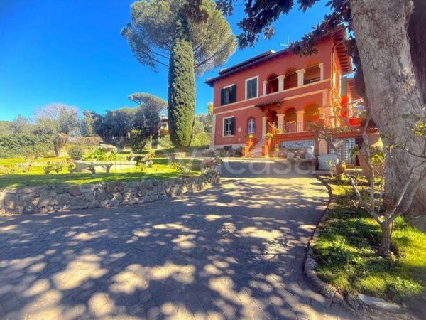casa indipendente in vendita a Grottaferrata