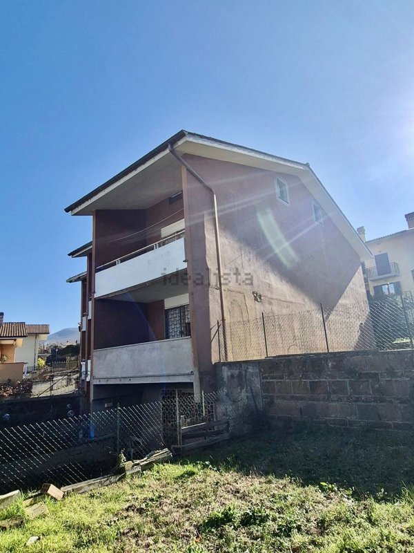 pentavano in vendita a Grottaferrata