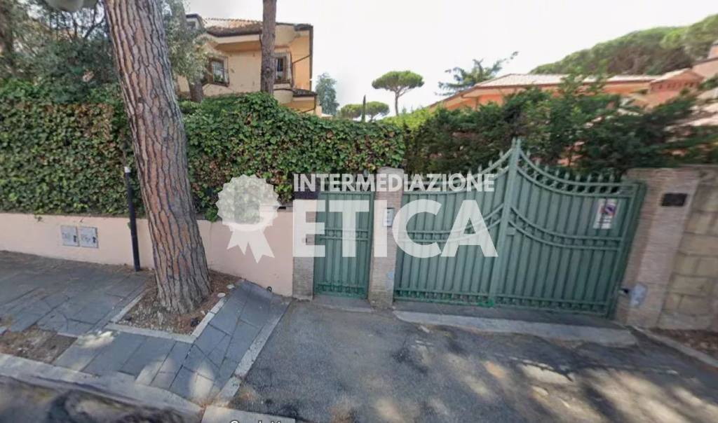 casa indipendente in vendita a Grottaferrata