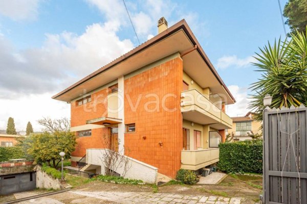 casa indipendente in vendita a Grottaferrata