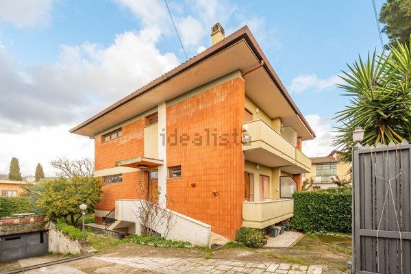 casa indipendente in vendita a Grottaferrata