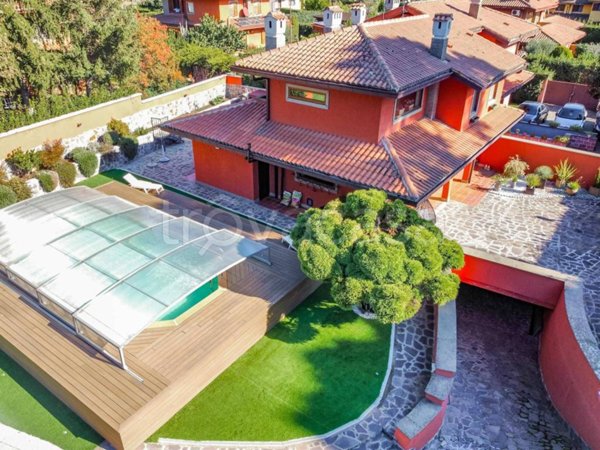 casa indipendente in vendita a Grottaferrata