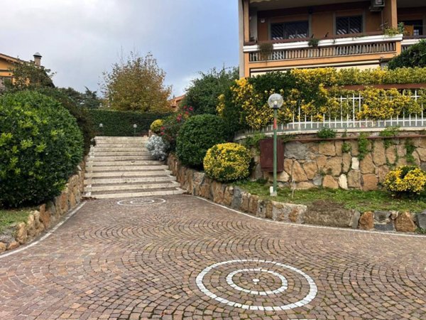 appartamento in vendita a Grottaferrata