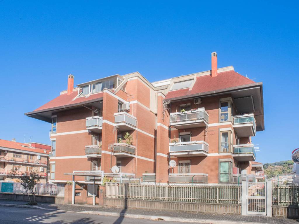 appartamento in vendita a Grottaferrata