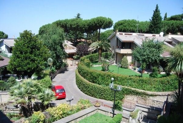 casa indipendente in vendita a Grottaferrata