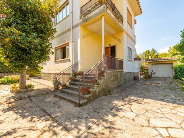 casa indipendente in vendita a Grottaferrata