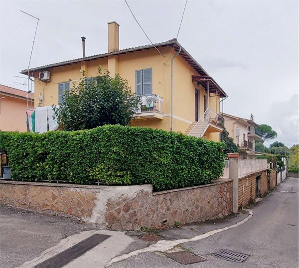 appartamento in vendita a Grottaferrata