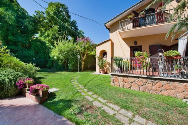 casa indipendente in vendita a Grottaferrata