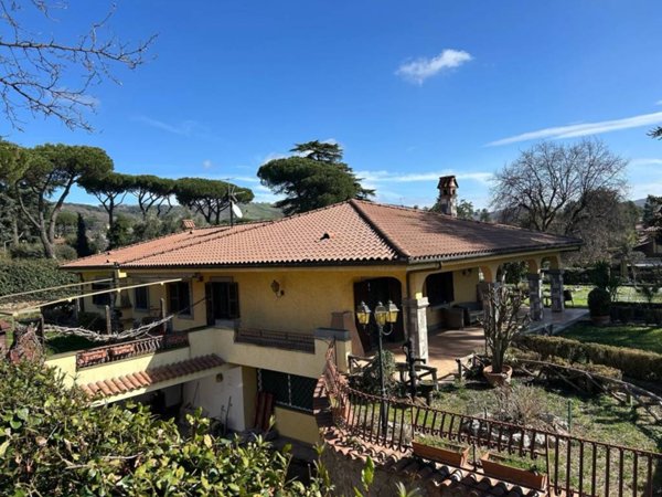 casa indipendente in vendita a Grottaferrata