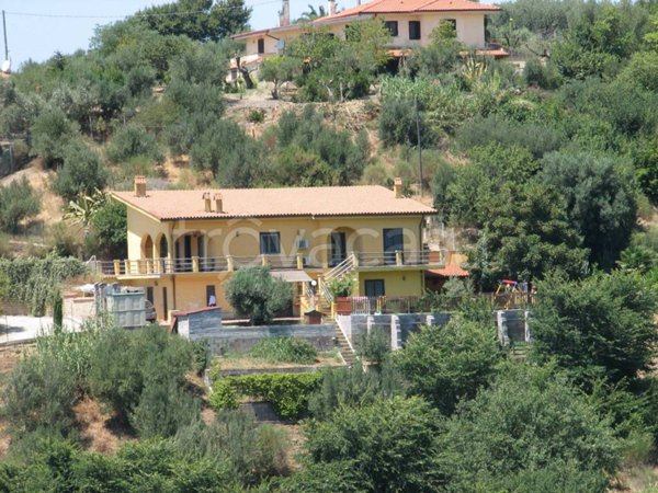 casa indipendente in vendita a Grottaferrata