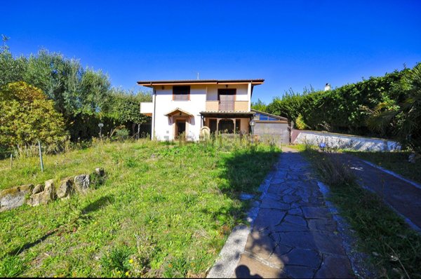 casa indipendente in vendita a Grottaferrata