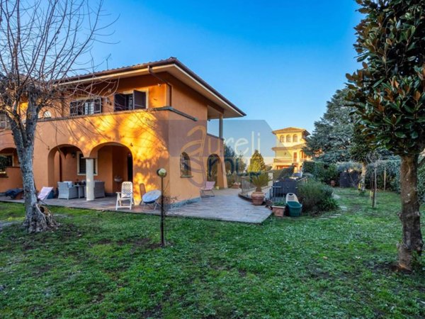 casa indipendente in vendita a Grottaferrata