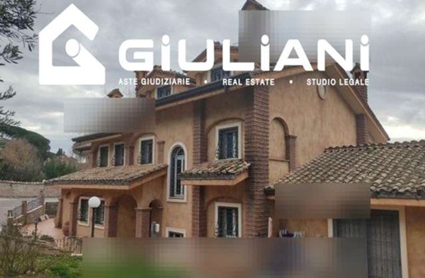 casa indipendente in vendita a Grottaferrata