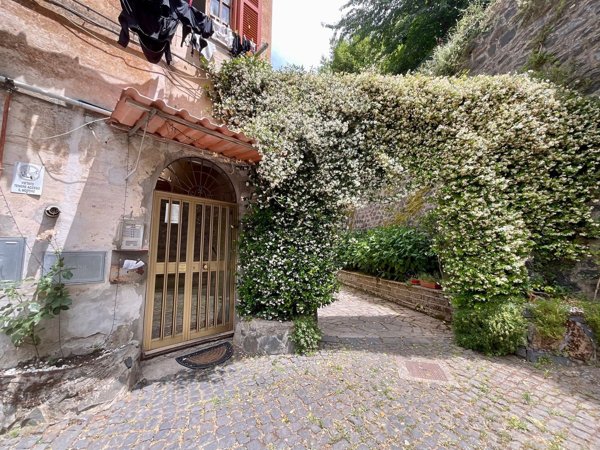 appartamento in vendita a Grottaferrata