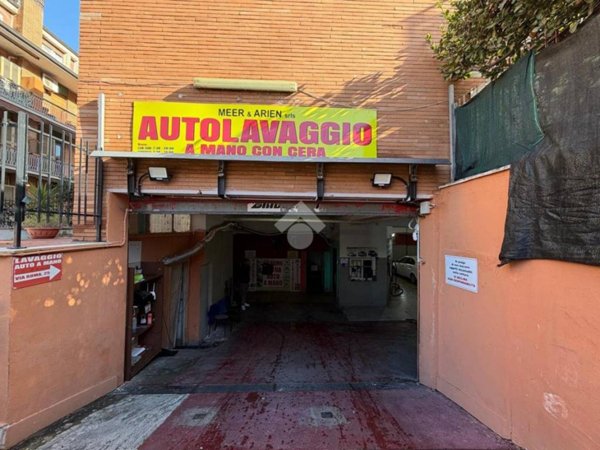 negozio in vendita a Grottaferrata