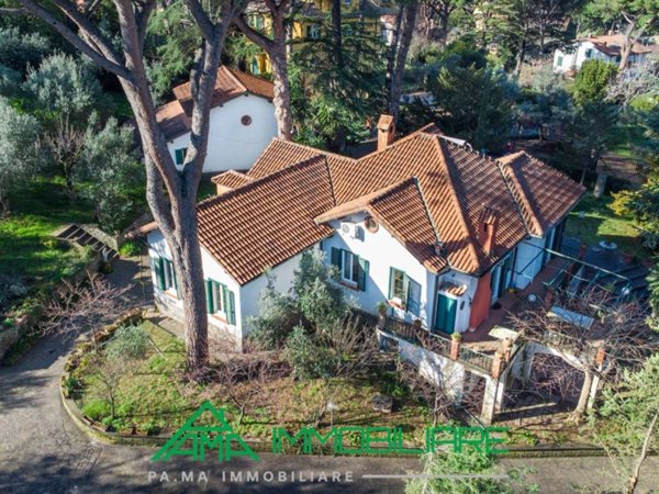 casa indipendente in vendita a Grottaferrata