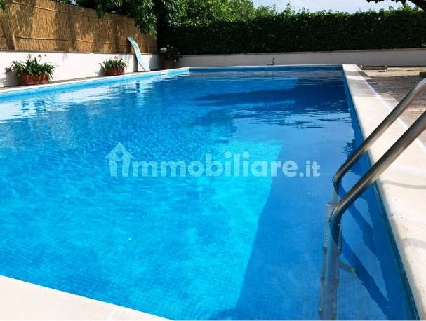 casa indipendente in vendita a Grottaferrata