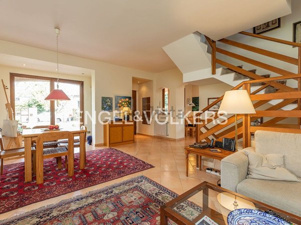 casa indipendente in vendita a Grottaferrata