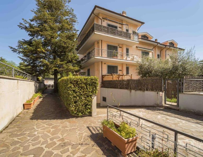 appartamento in vendita a Grottaferrata