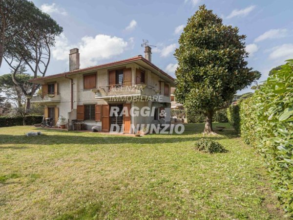casa indipendente in vendita a Grottaferrata