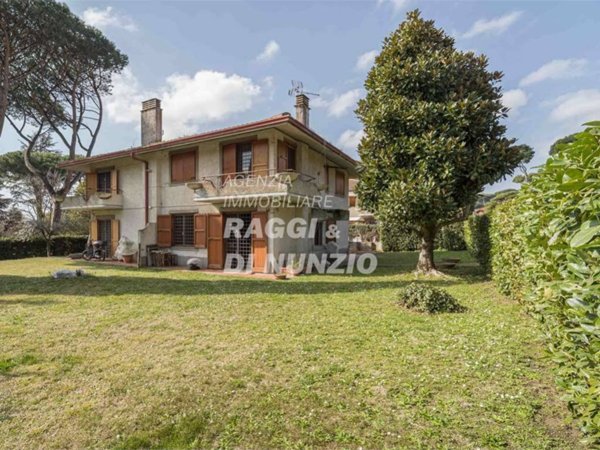 casa indipendente in vendita a Grottaferrata