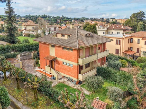 casa indipendente in vendita a Grottaferrata